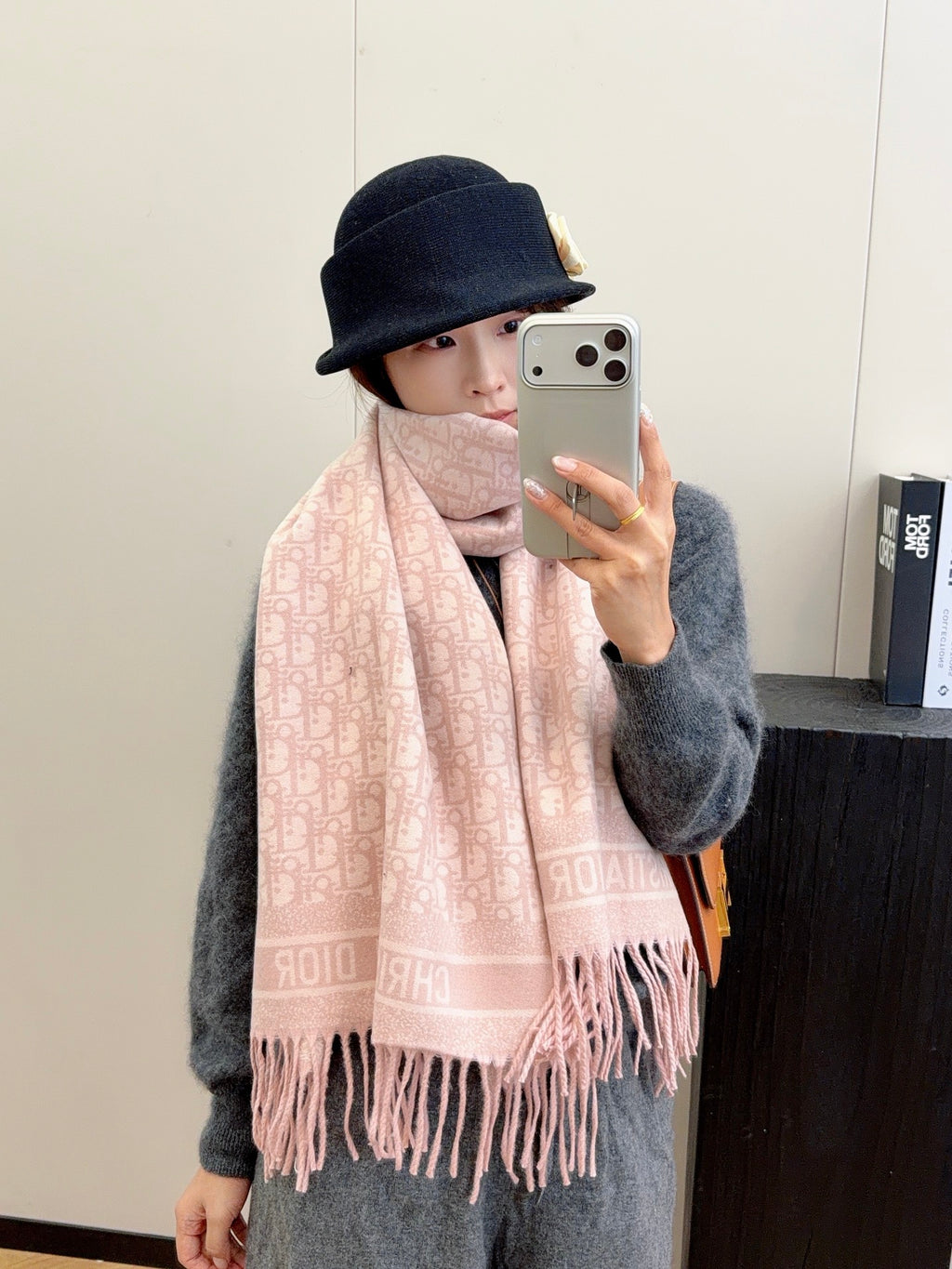 W1R86D52 Popular Winter Scarves