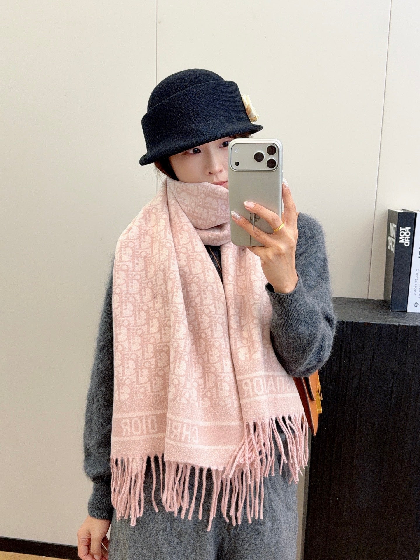 W1R86D52 Popular Winter Scarves