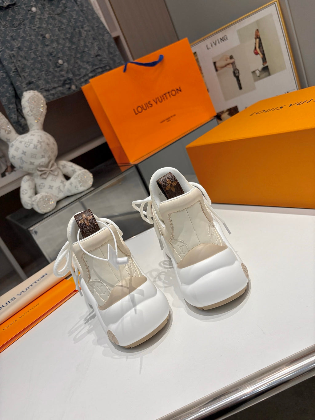 Z2Q105E437  Popular high-quality Shoes