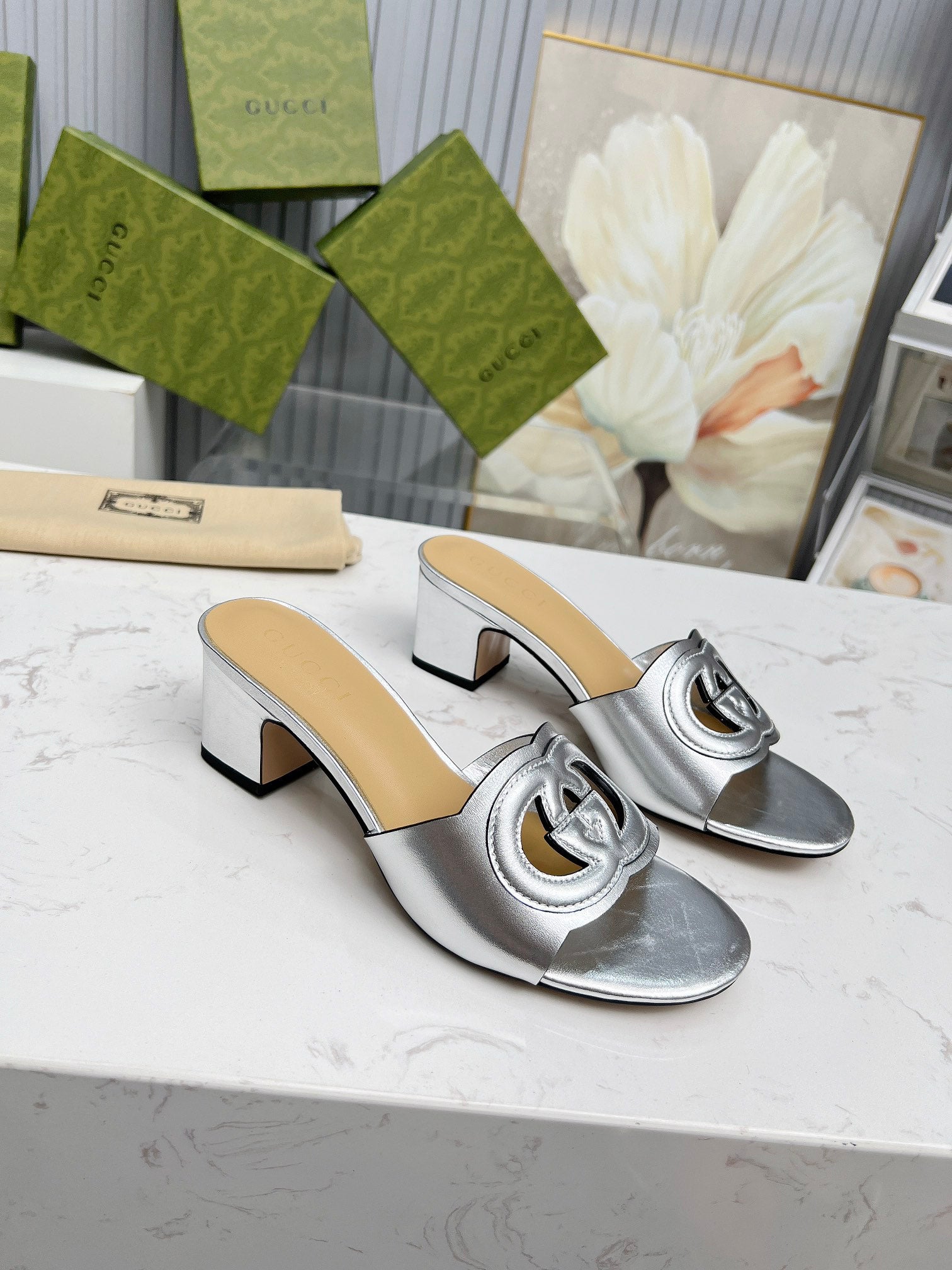 Z2X56B33 Popular high-quality leather Shoes 5.5cm