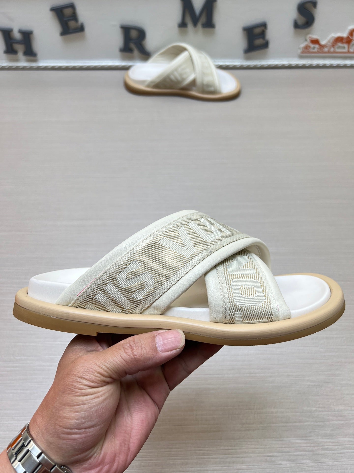 Z5Z35E271 Popular Slippers