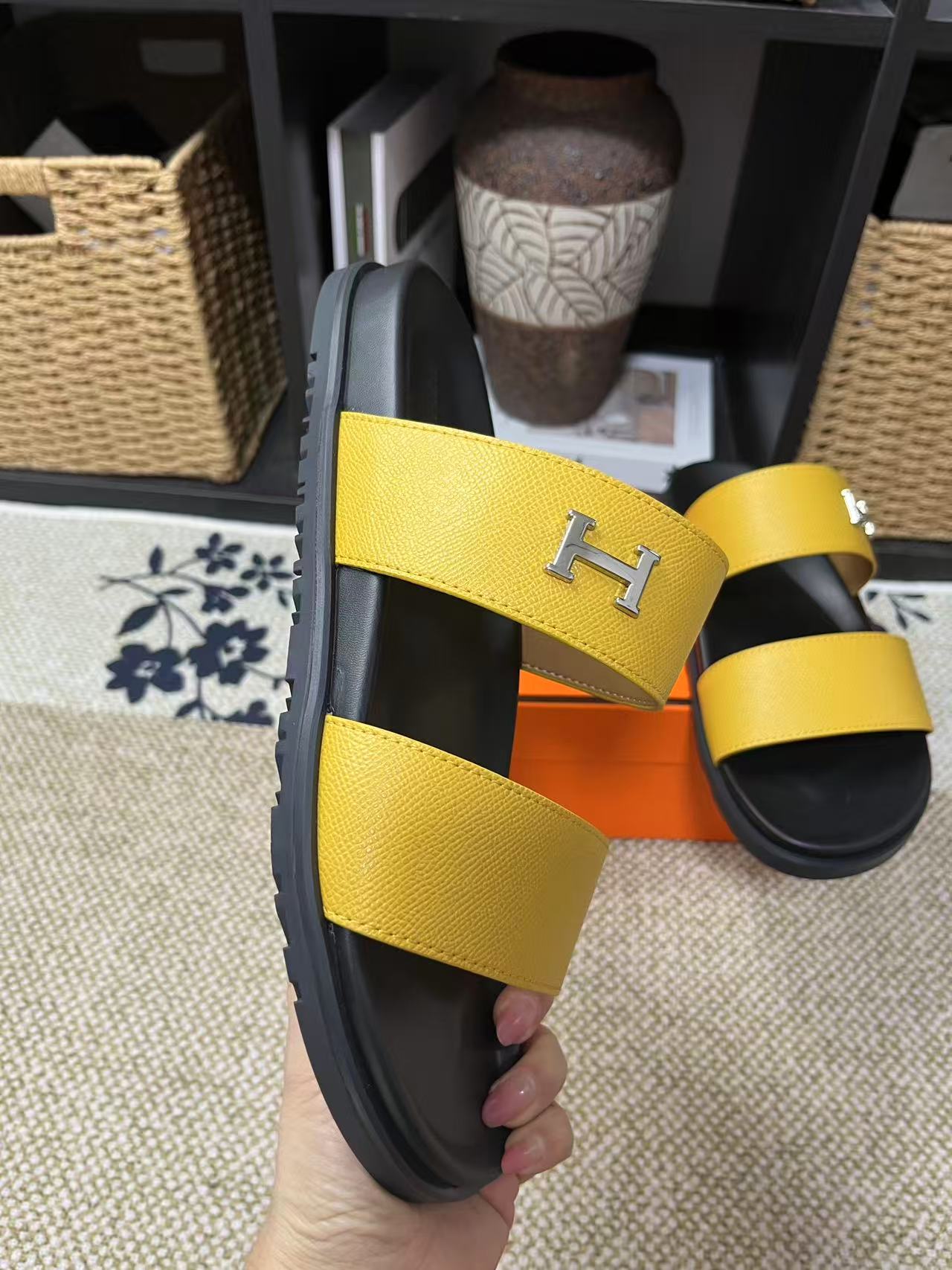Z2P36H21 Popular high-quality leather Shoes