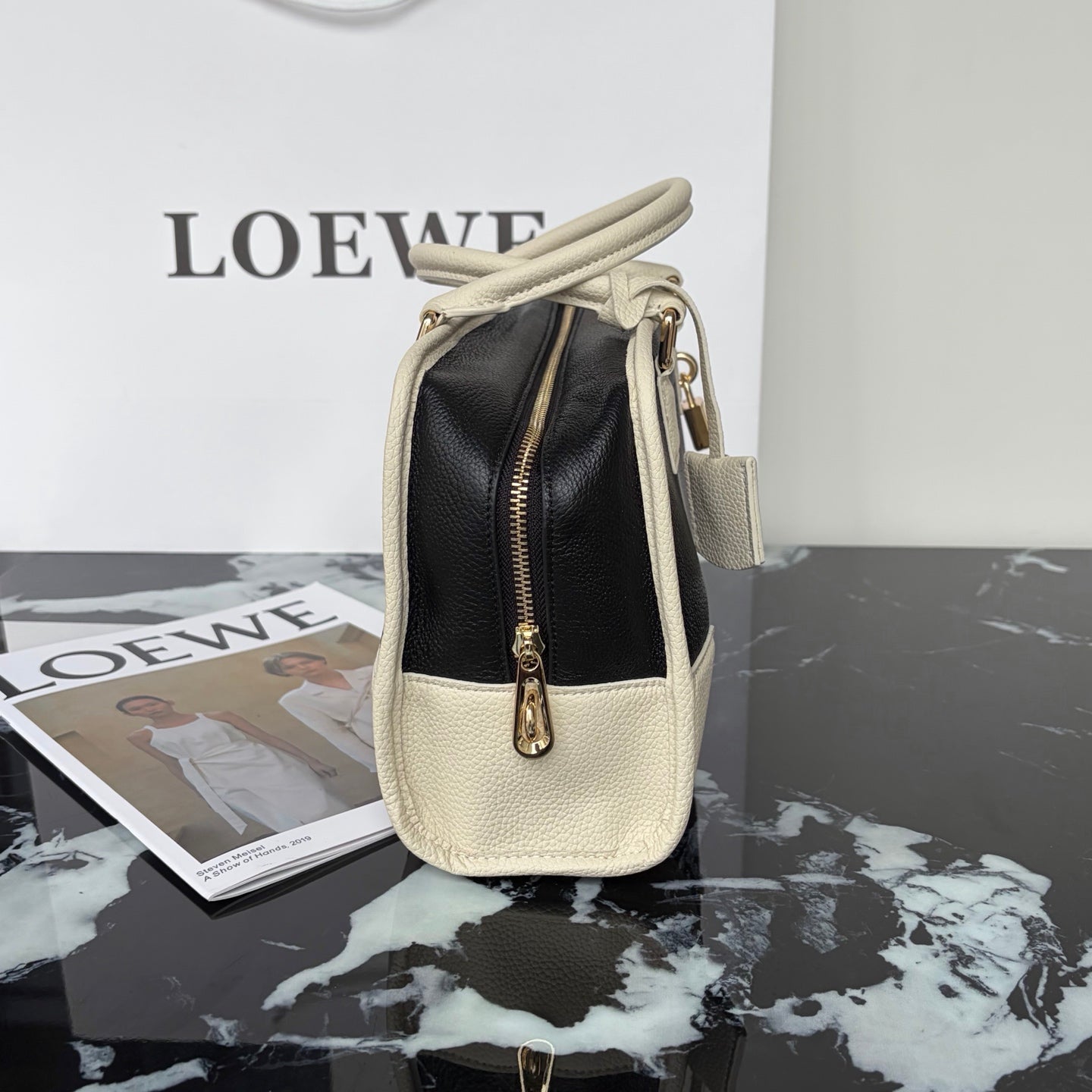 B1R66A12 Popular leather bag