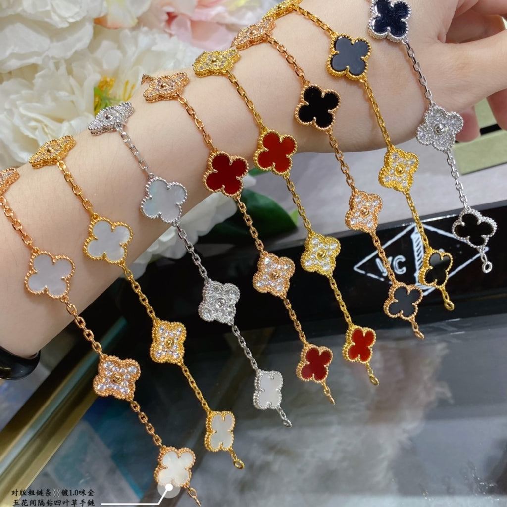 X5X53VA179K  Popular bracelets 5 flowers normal size1.5cm flower