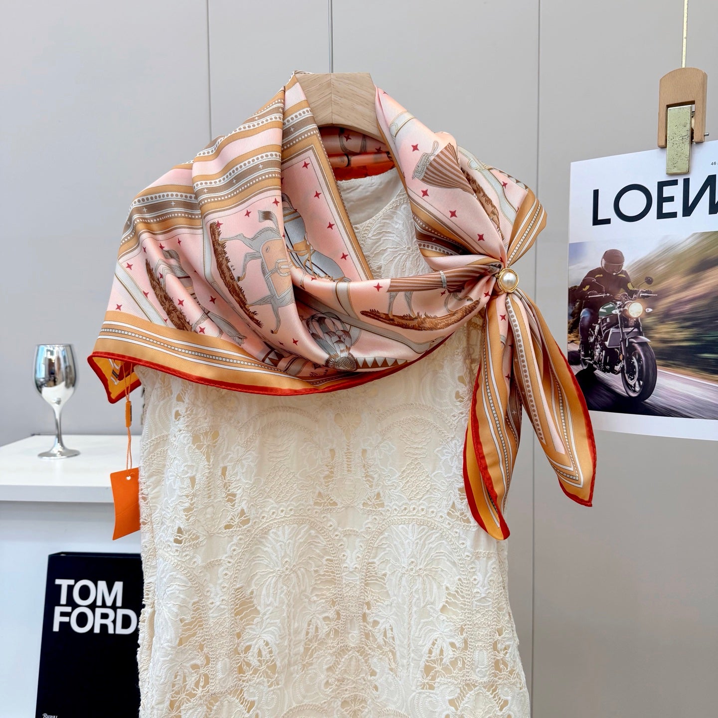 W1N36H4 Popular Silk Scarve