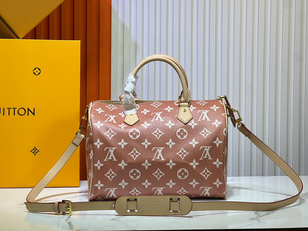 B1X55E17 Popular  leather bag