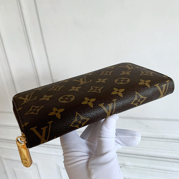 B1P11E03 Popular leather wallets