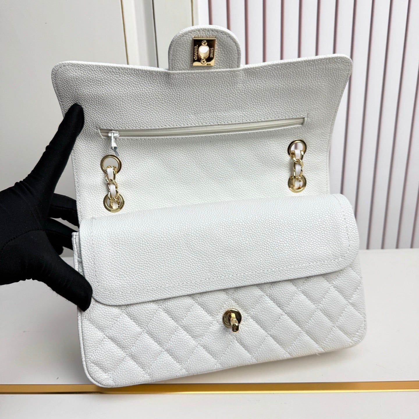 B1R76C13 Popular leather bag