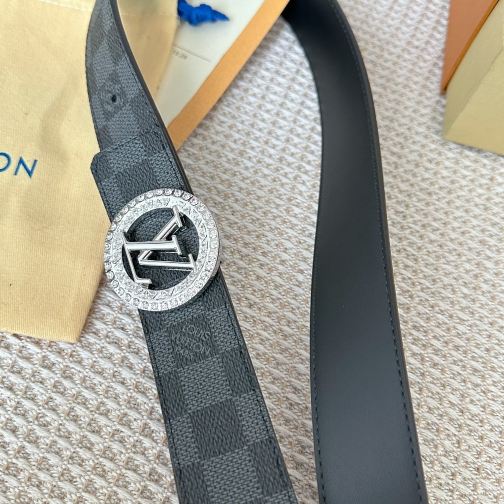 P1Q64E128 Popular  High quality belt With full package
