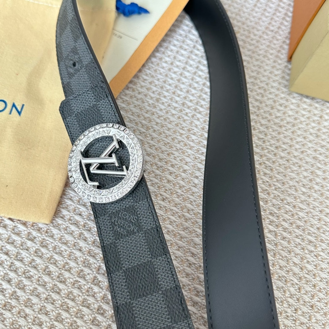 P1Q64E128 Popular  High quality belt With full package