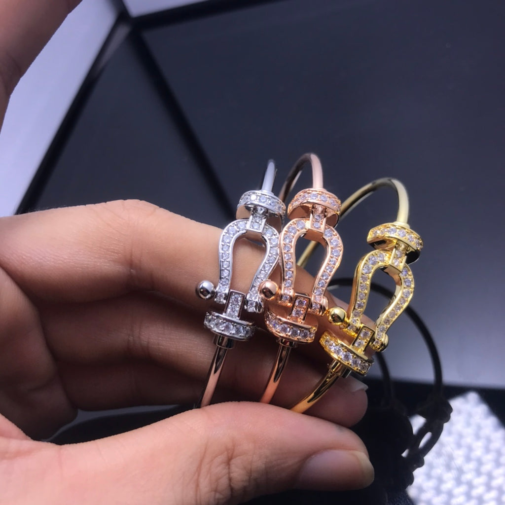X1Q85A58K  Popular Bracelets