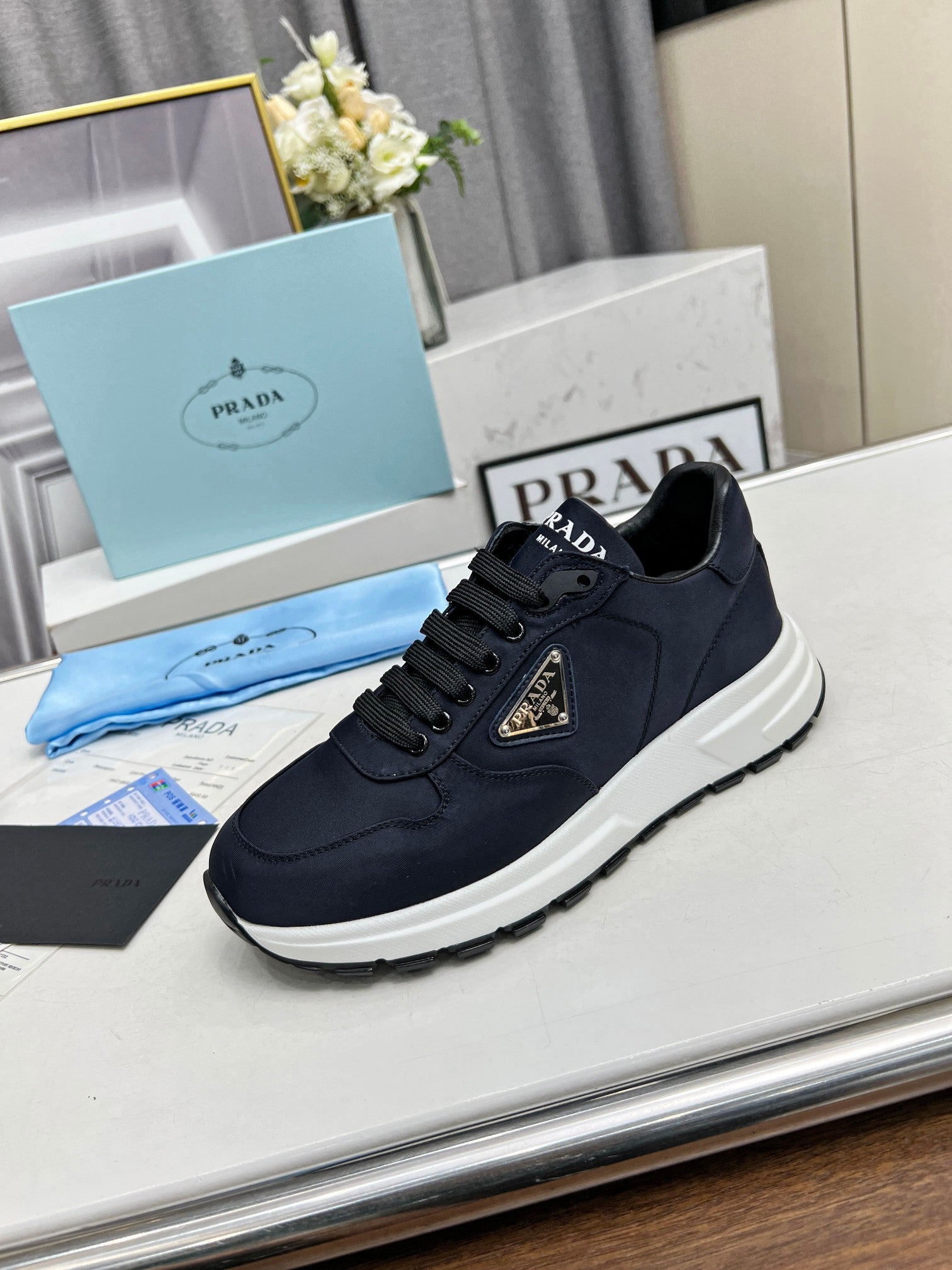 Z2Q95P92 Popular high-quality shoes