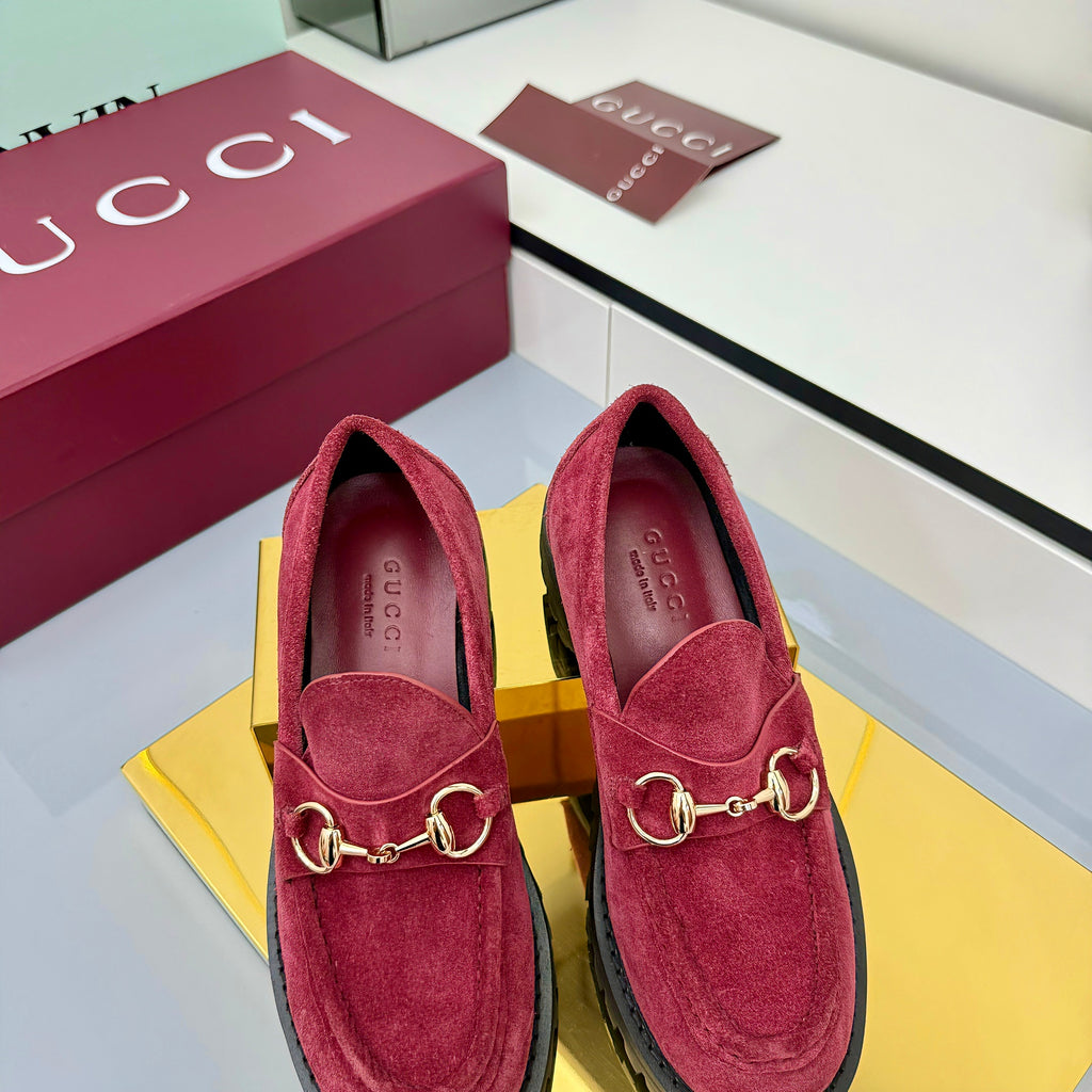 Z2Q105B304 Popular high-quality Shoes