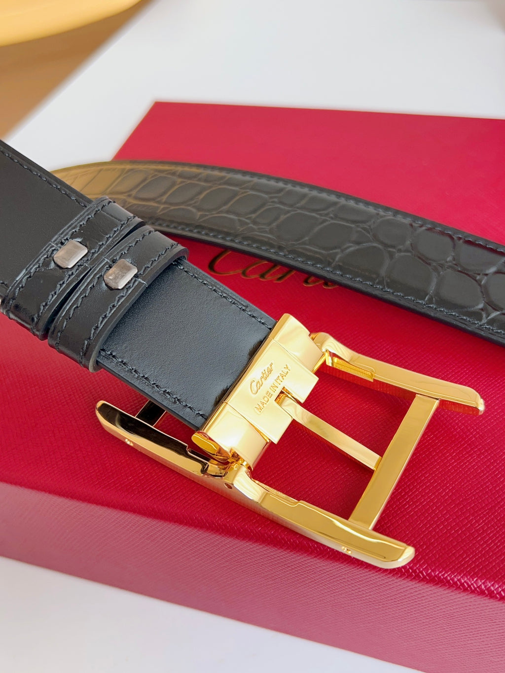 P1R55K243 Popular  High quality belt With full package