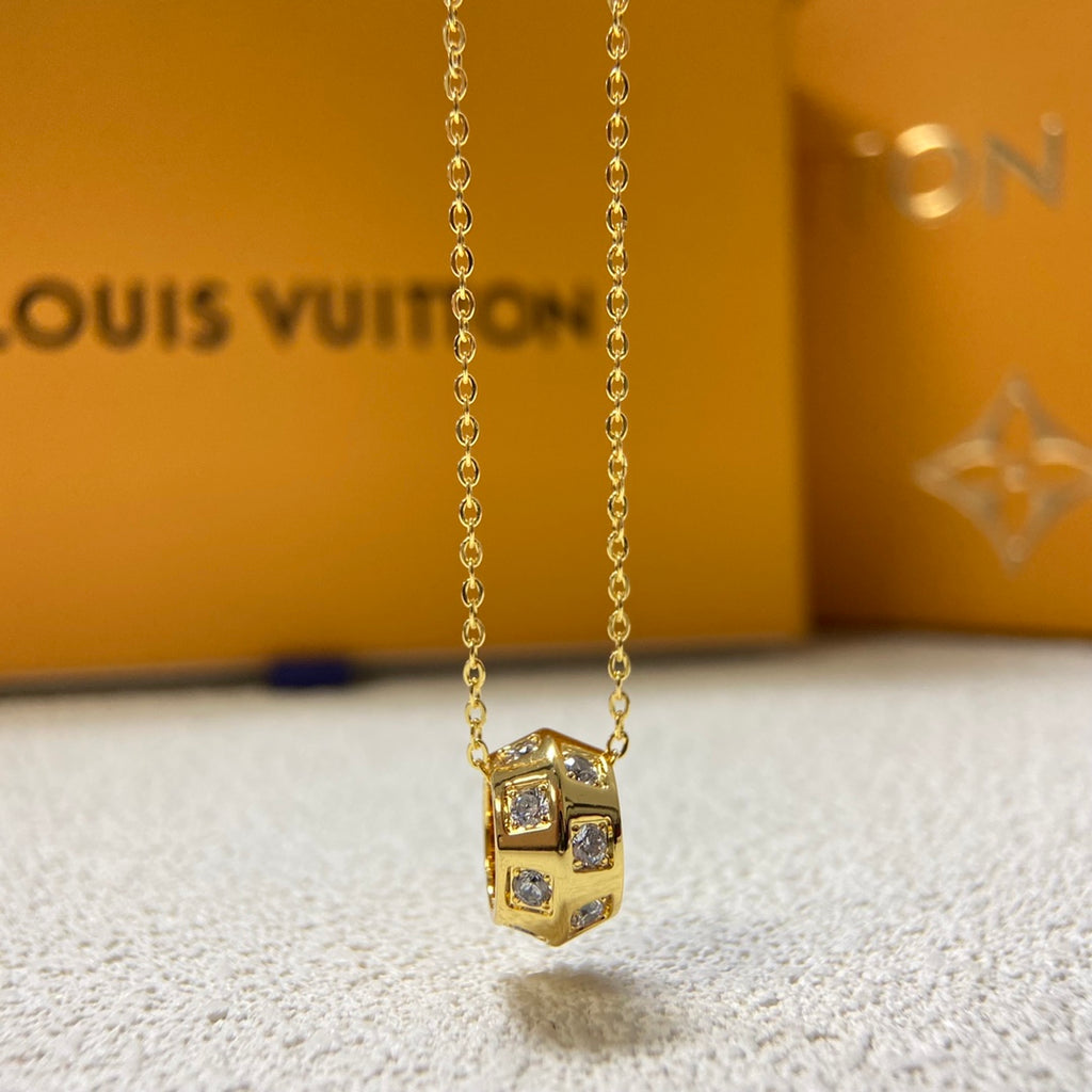 X1Q85E332X Popular Necklaces
