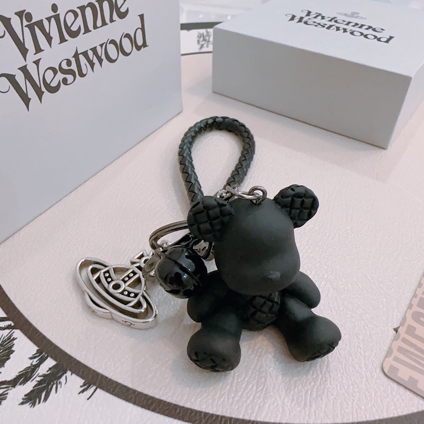 A1Z105E85 Popular bag 's charms accessories