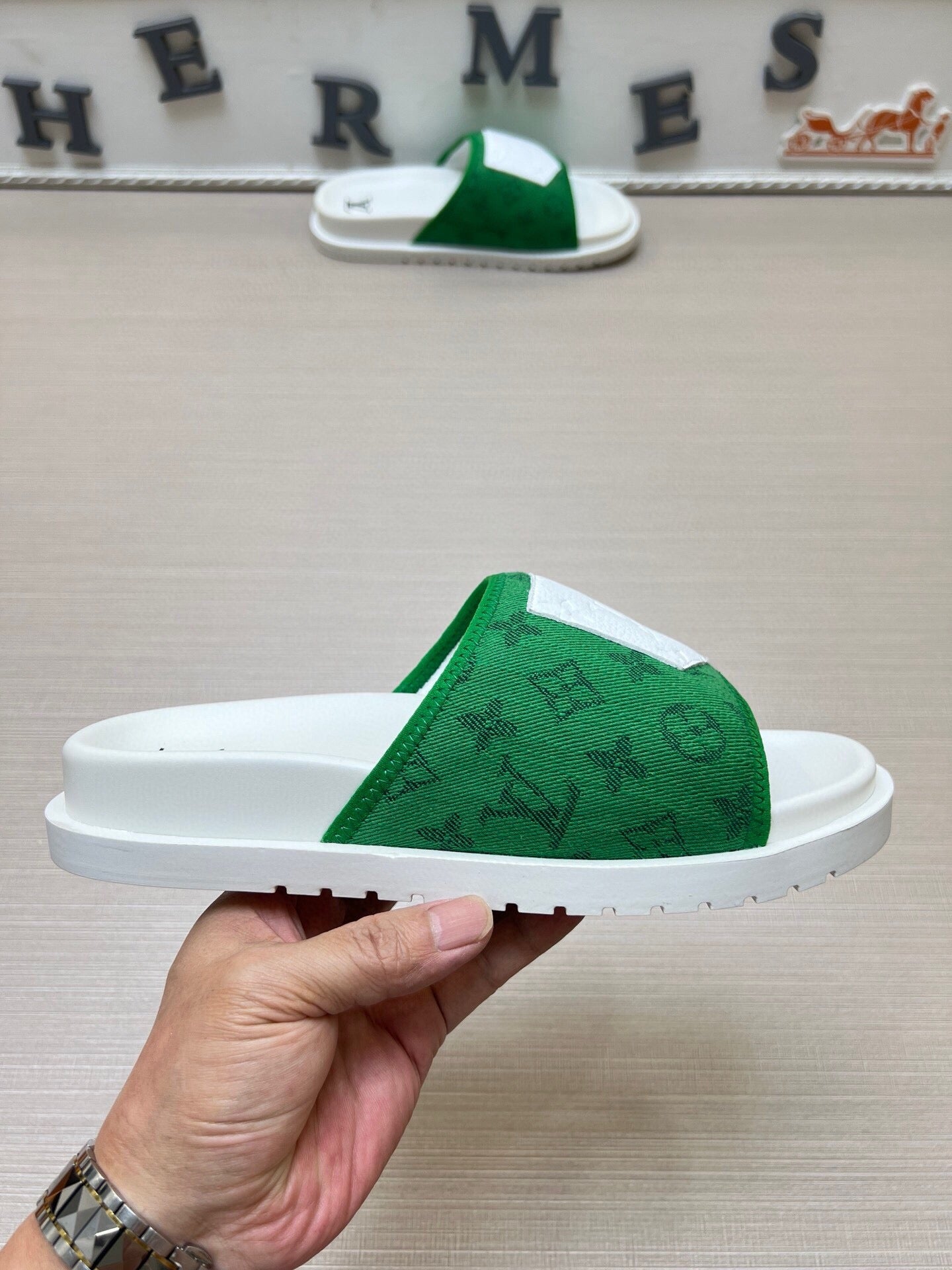 Z5WE252 Popular Slippers