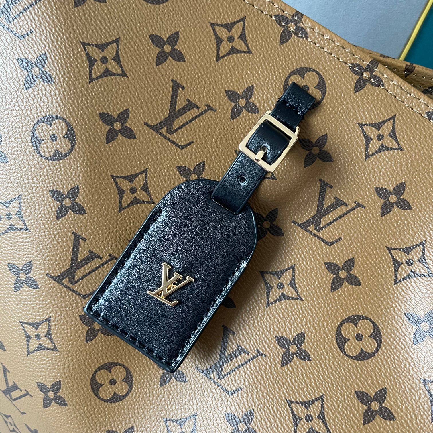 B1X34E274 Popular   leather bag 