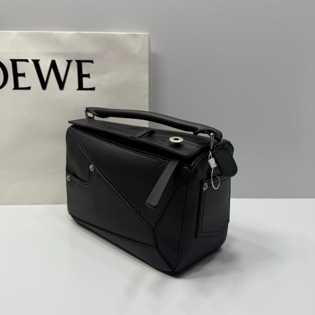 B1R46A11 Popular leather bag