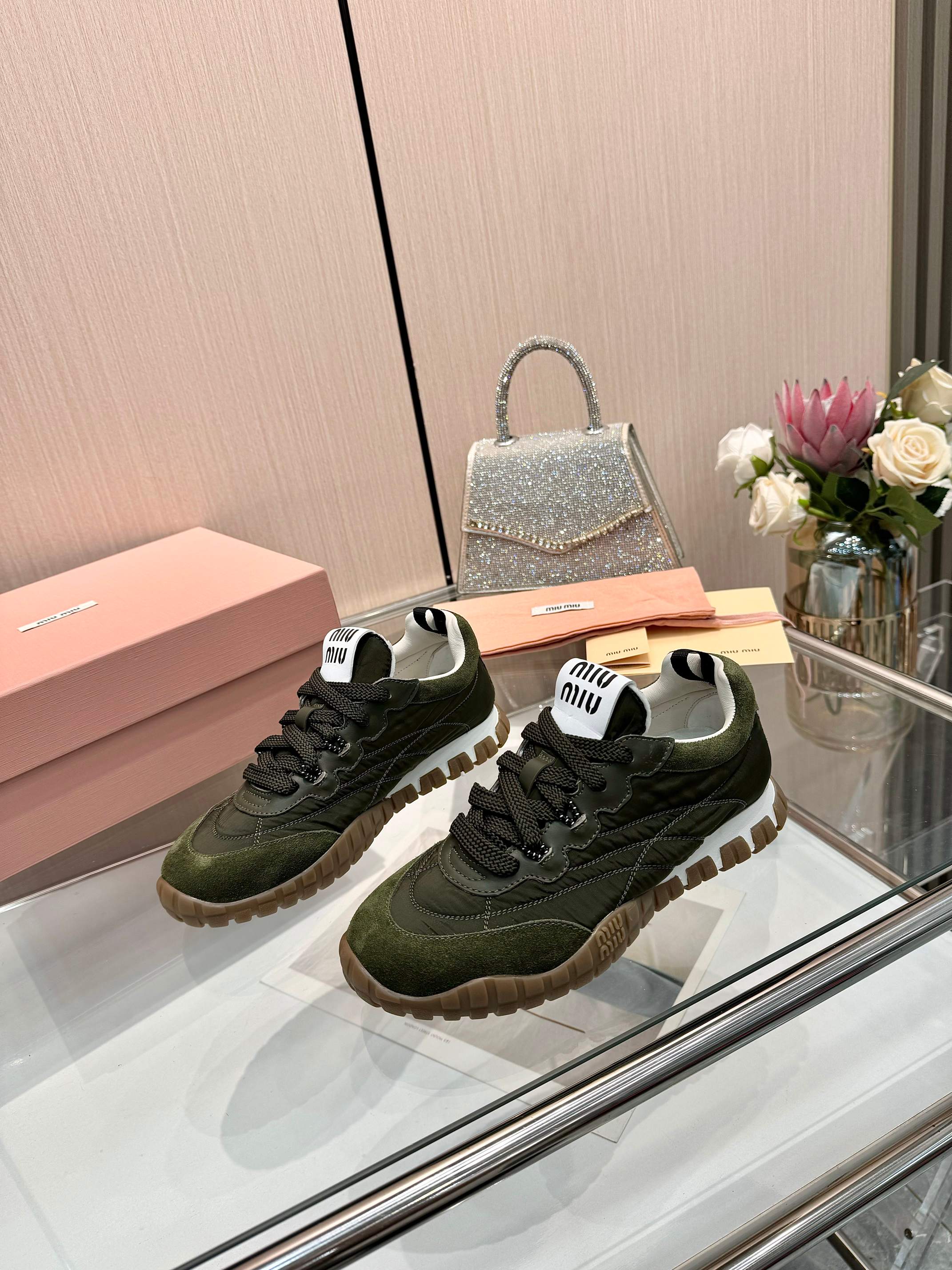 Z2Q95A18 Popular high-quality shoes