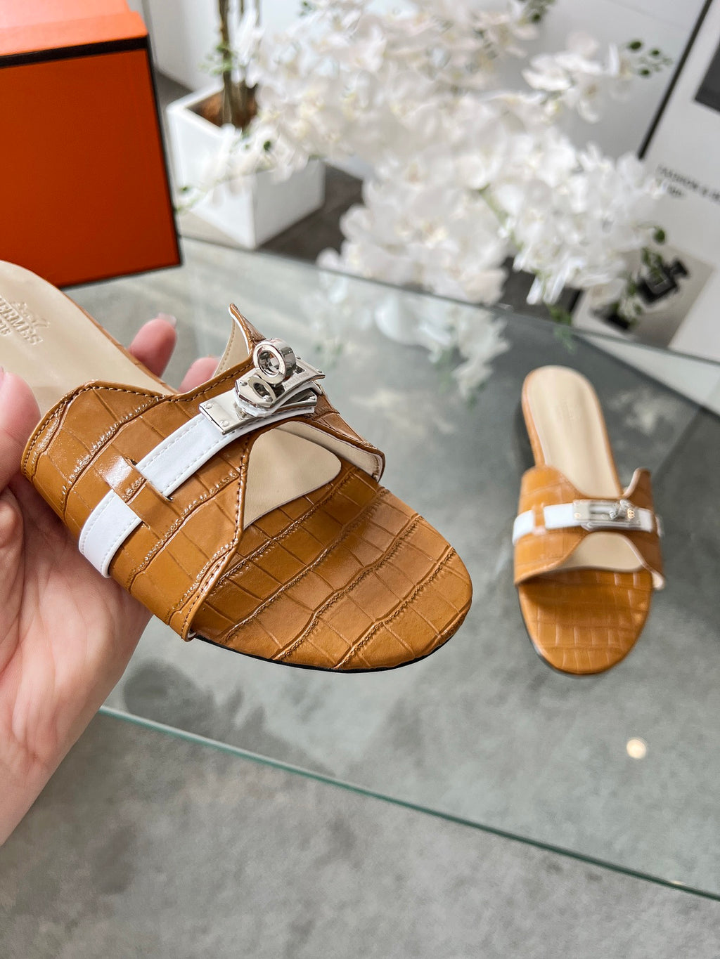 Z2Z85H10  Popular leather Shoes