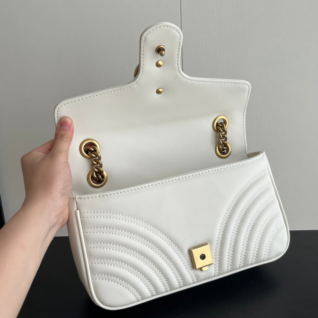 B1P36B69 Popular leather bag