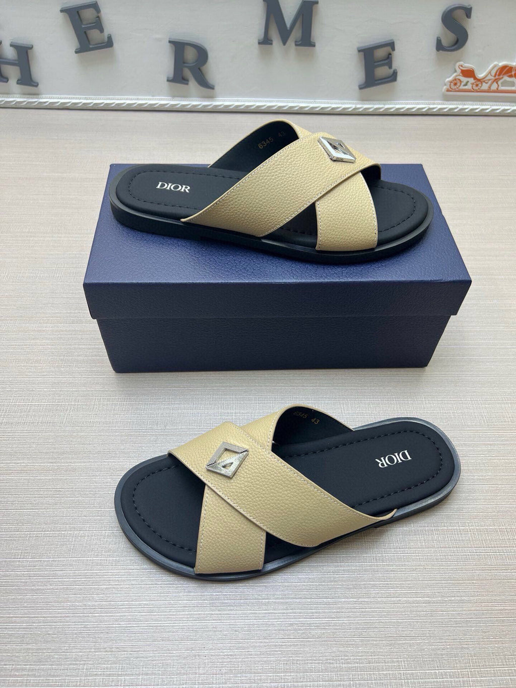 Z5Z35D307 Popular Slippers