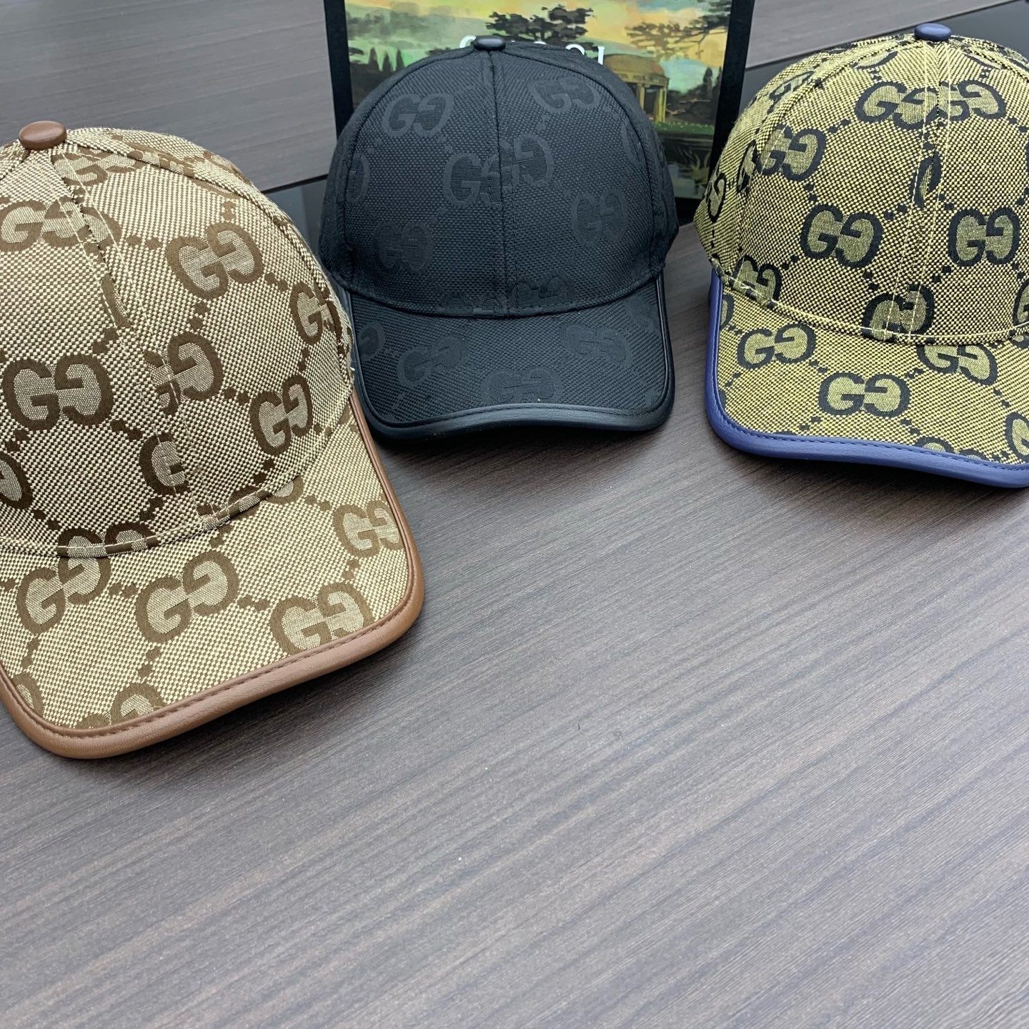 M1Z25B520 Popular hats