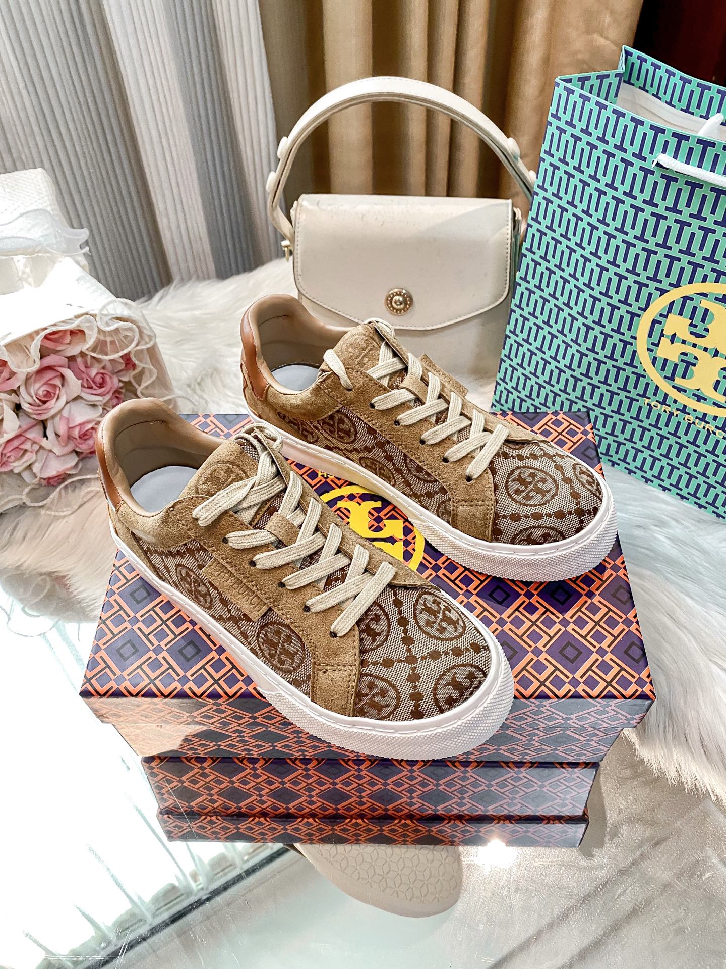 Z1Q105A356 Popular Shoes