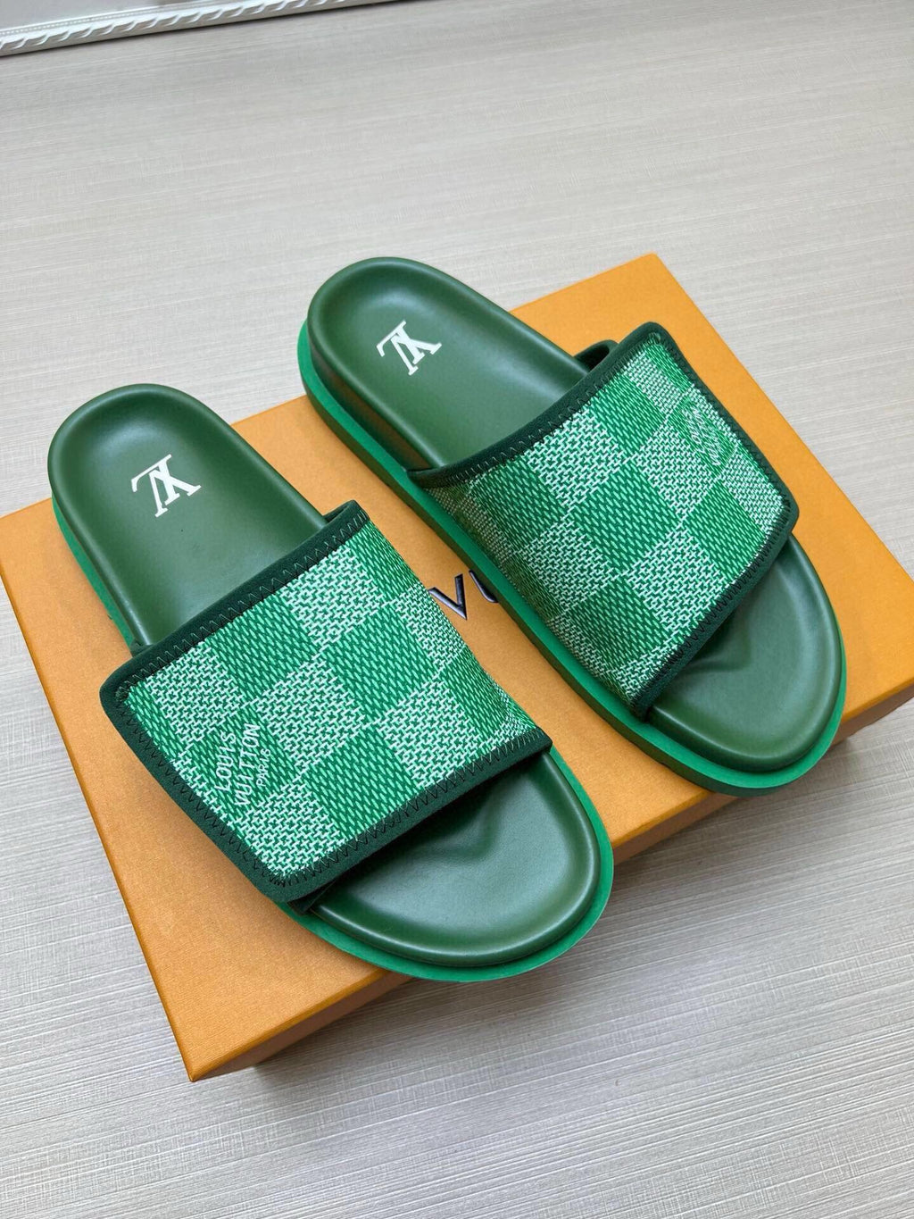 Z5LE208 Popular Slippers
