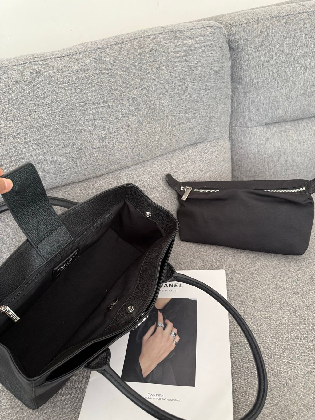 B1R76C37 Popular leather bag