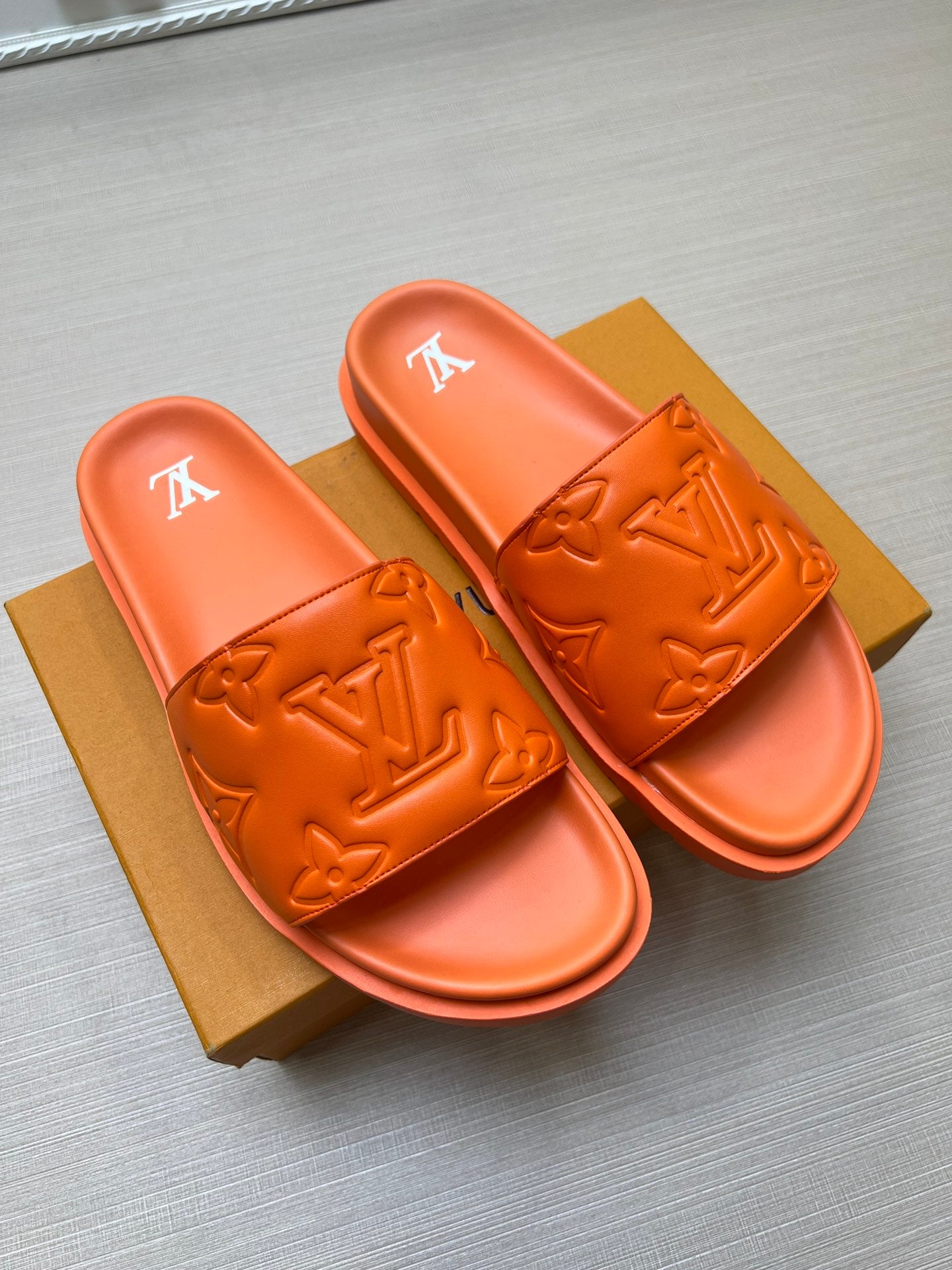 Z5ZE3 Popular slippers