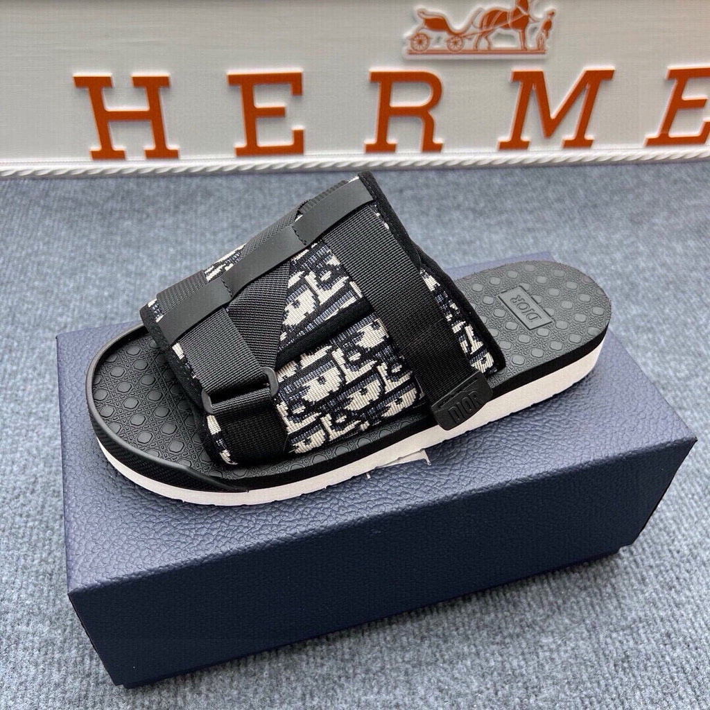 Z5Z35D305 Popular Slippers