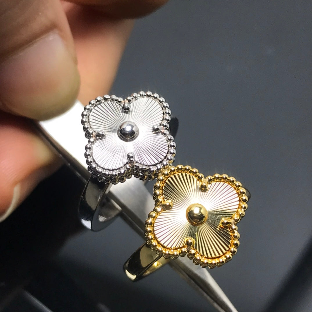 X5X63VA202X Popular rings,earrings, bracelets,necklaces