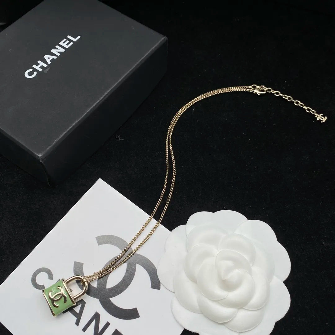 X1Q85C103X Popular Necklace