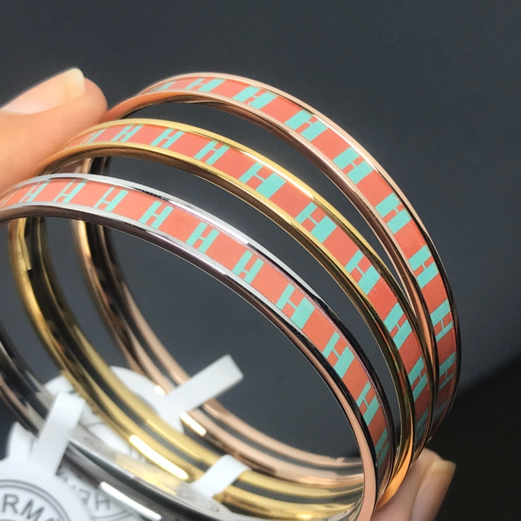 X1Q85H87K  Popular Bracelets
