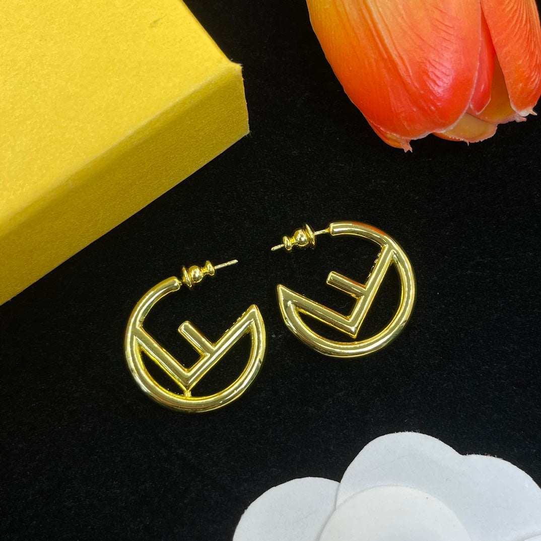 X1Z94F647E Popular  Earrings