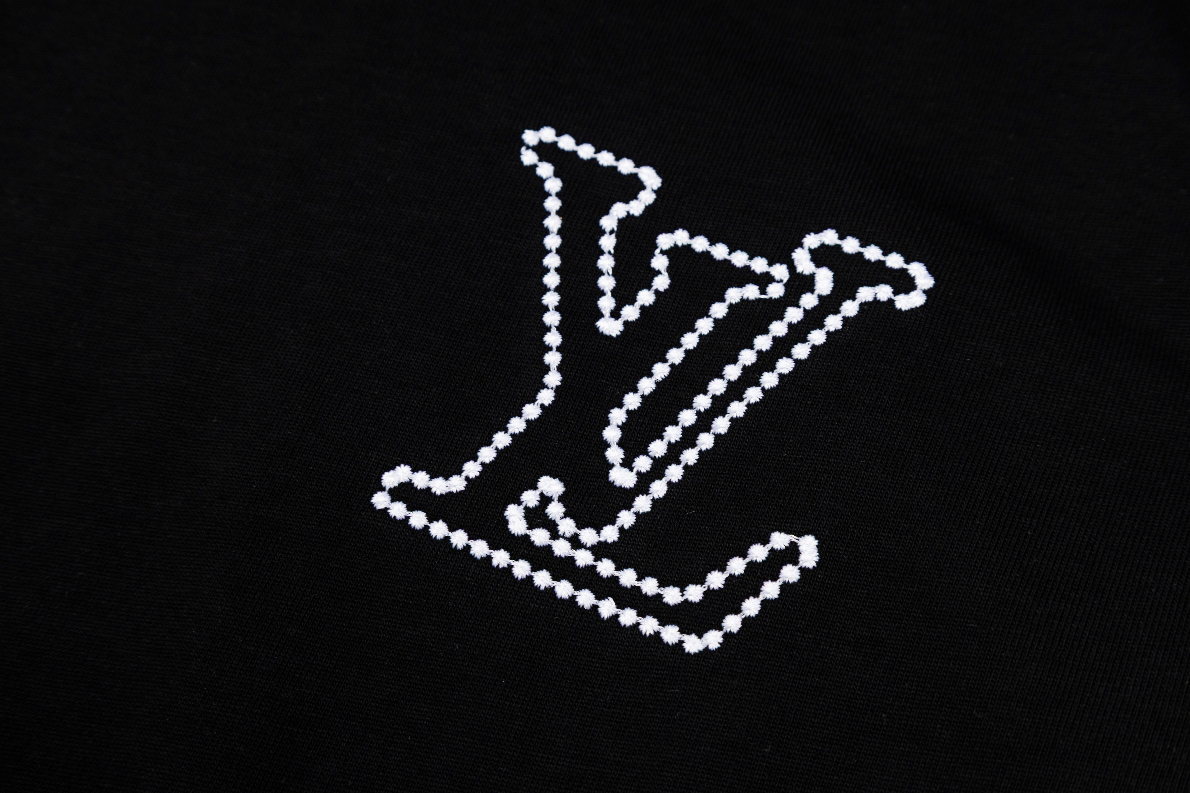 U1R76E35 Popular T-shirts