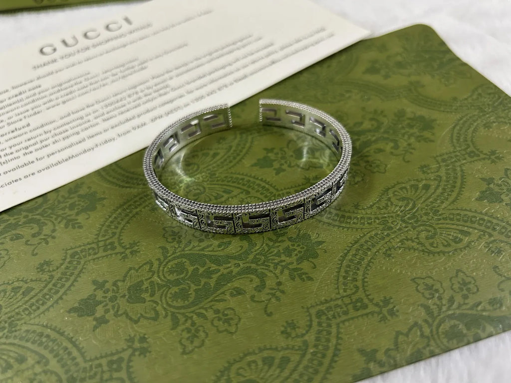 X1Q85D95K  Popular Bracelets