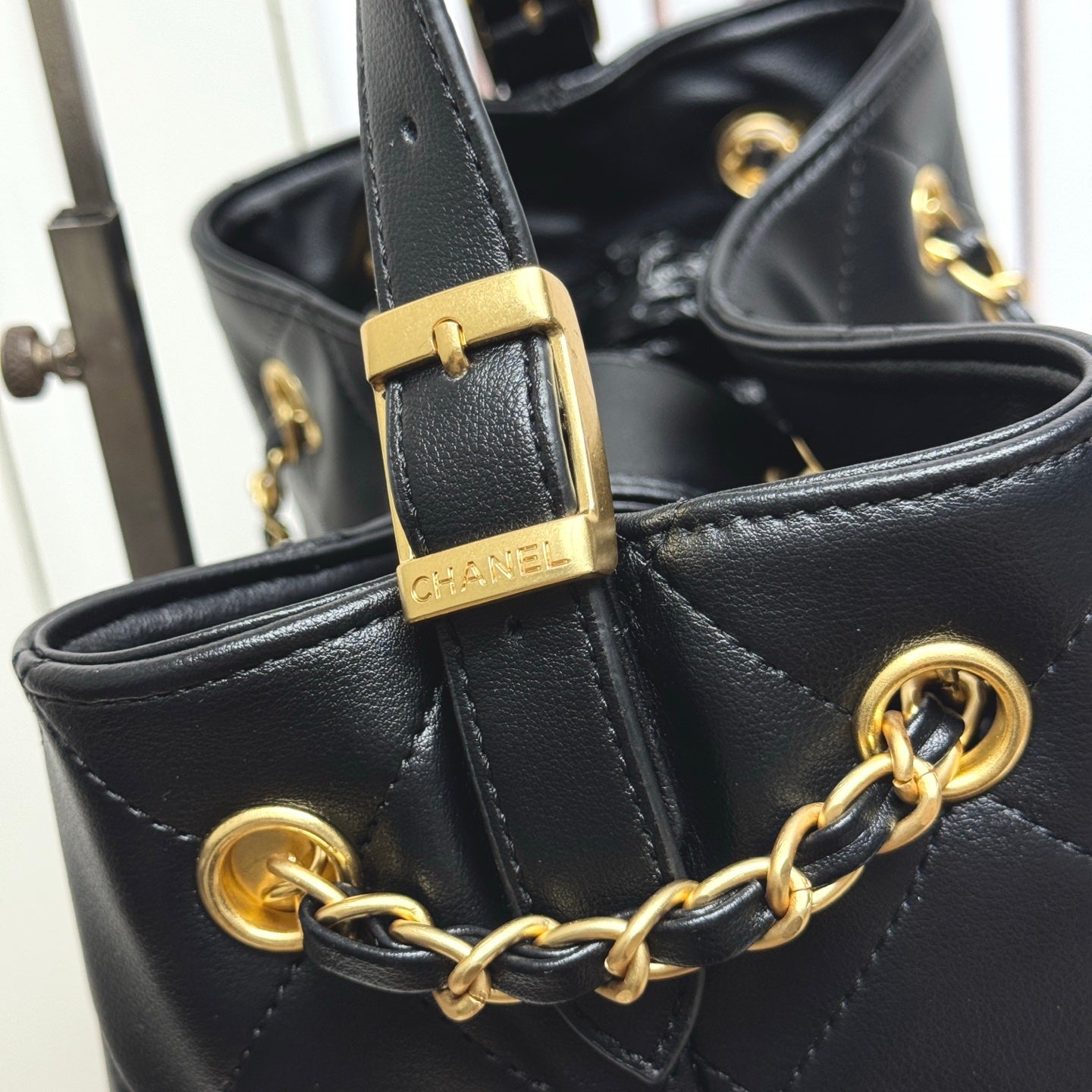 B1P46C20 Popular leather bag