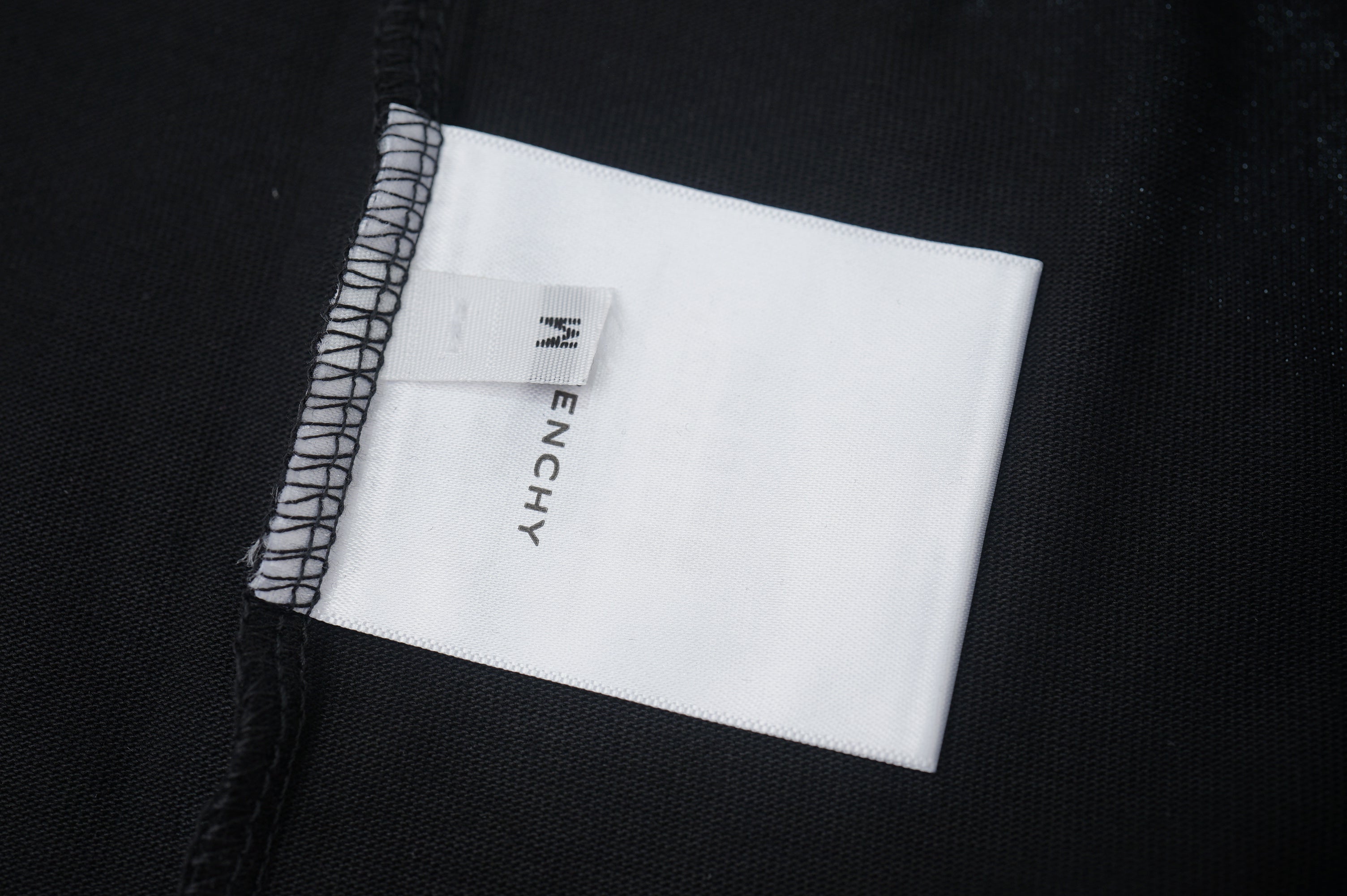 U1R76A5 Popular T-shirts
