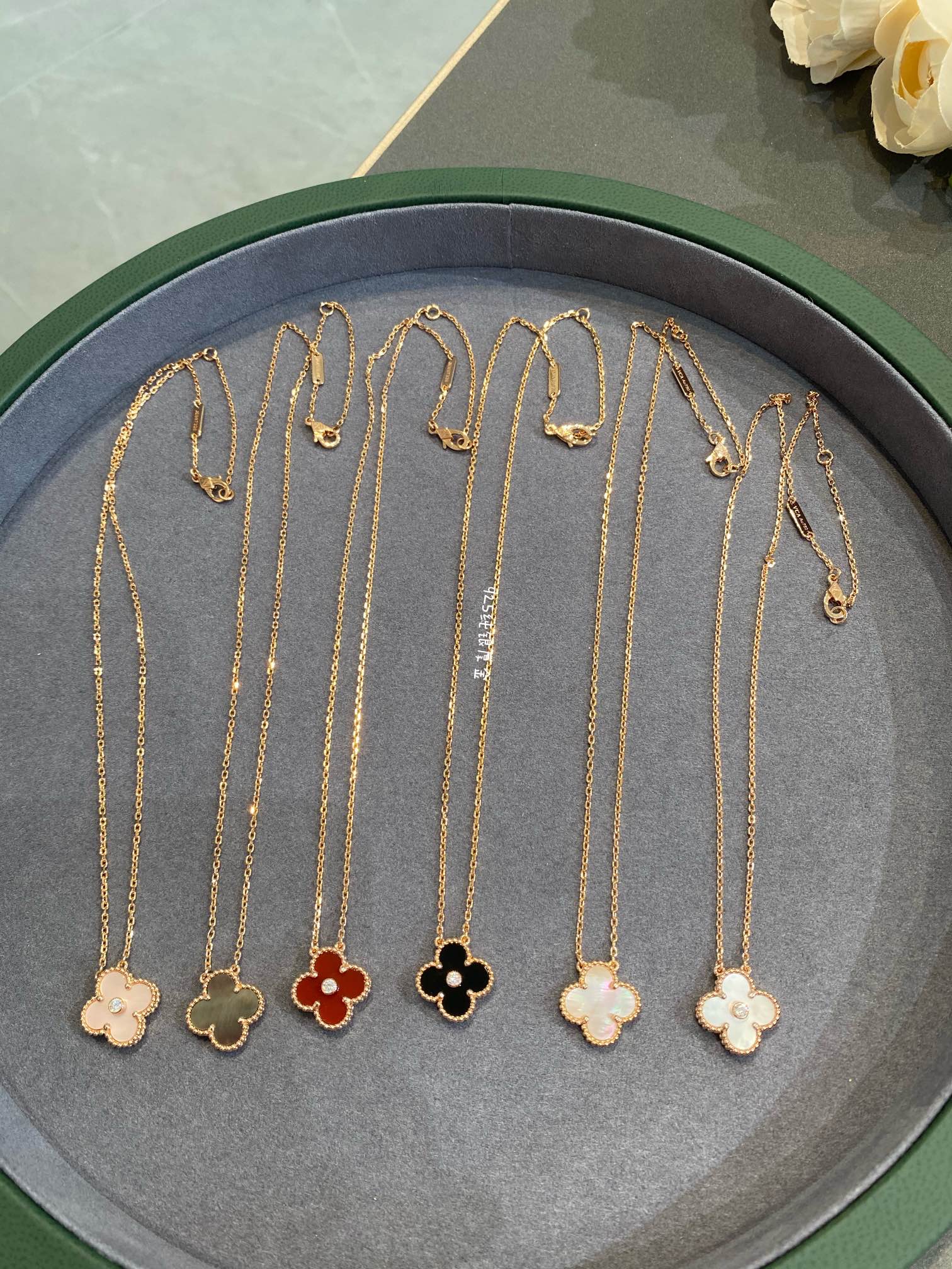 X5X53VA185X Popular  1 flower necklace