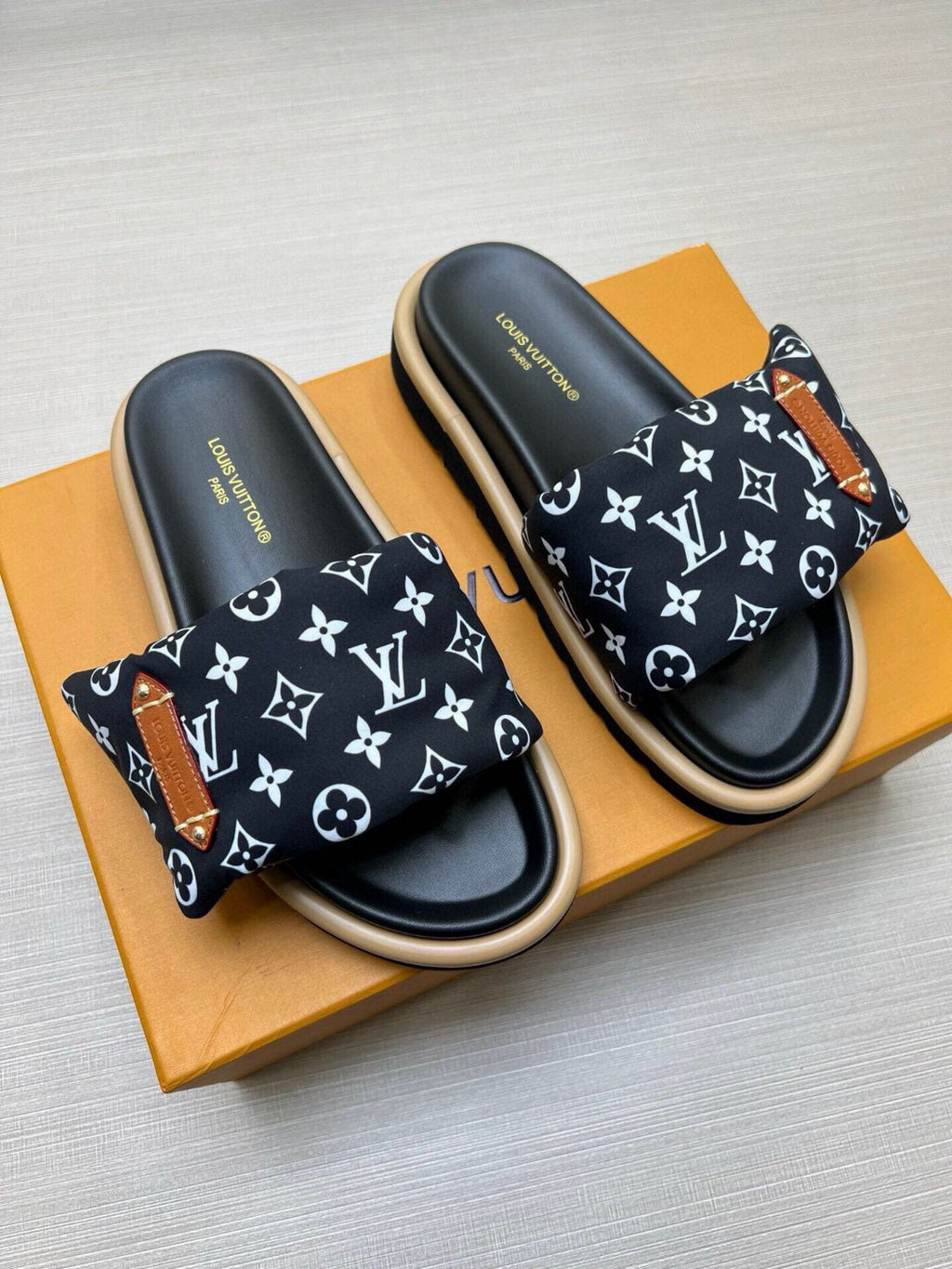 Z5QE9 Popular Slippers