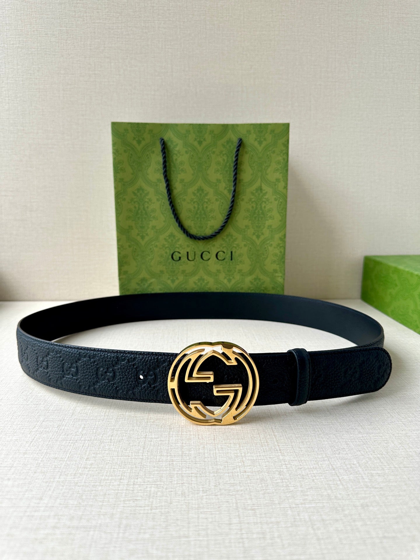 P1R55B209 Popular  High quality belt With full package