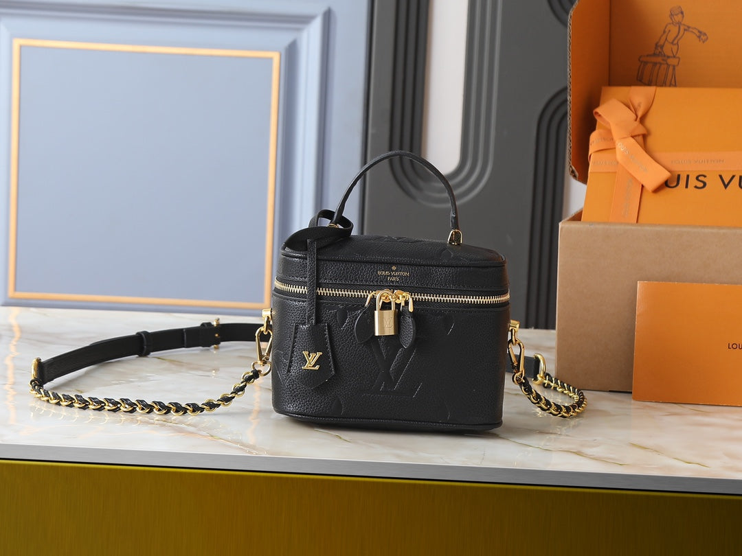 B1P76E2 Popular leather bag