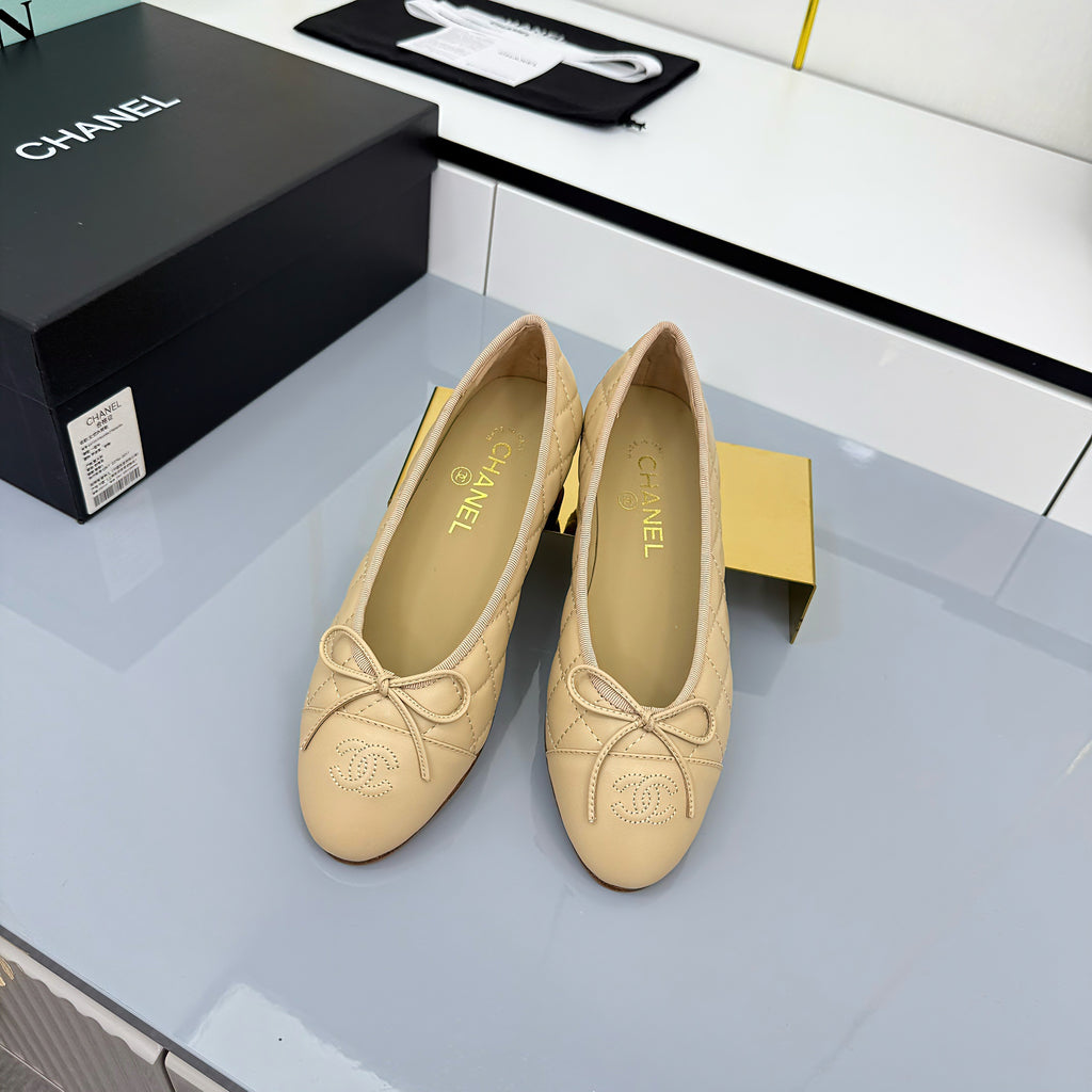 Z2Q105C413 Popular high-quality leather Shoes
