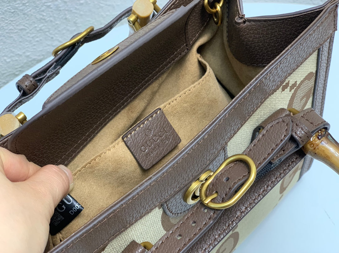 B1X93B117 Popular leather bag 