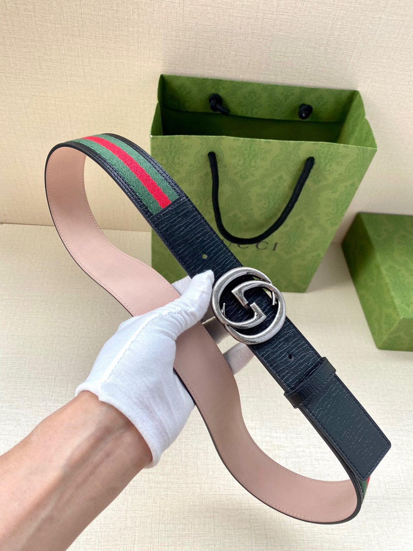 P1W15B162 Popular  High quality belt With full package