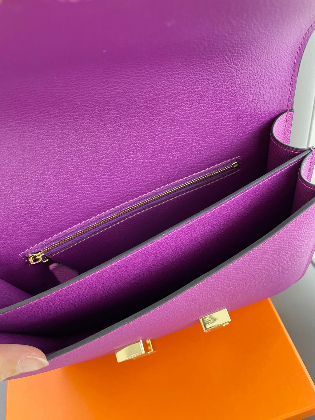 B1N55H63 Popular  leather bag
