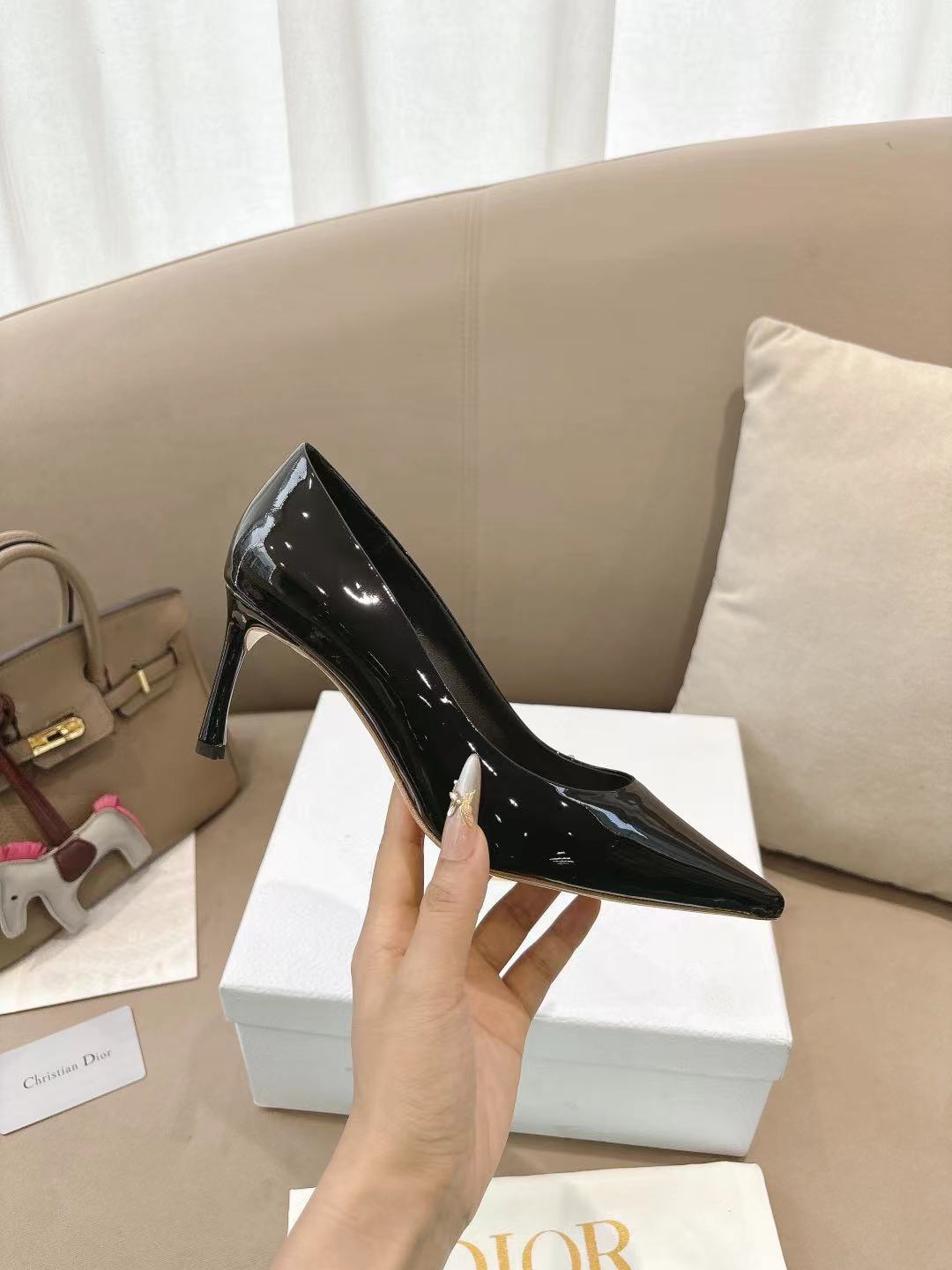 Z2Q95D124 Popular high-quality leather Shoes
